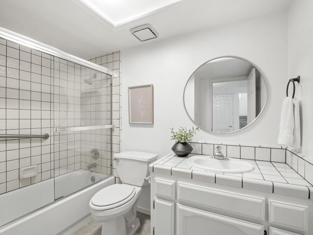 7029 N Teilman Avenue, Fresno, CA 93711