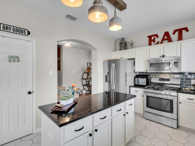 6004 Crestmill Lane, Sachse, TX 75048