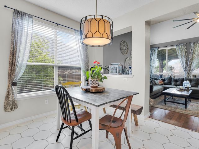 6004 Crestmill Lane, Sachse, TX 75048