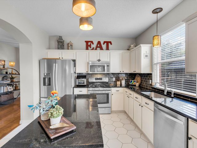 6004 Crestmill Lane, Sachse, TX 75048