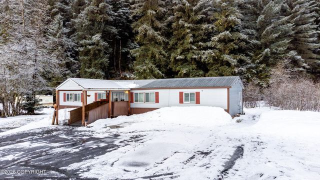 13449 Old Seward Road, Seward, AK 99664