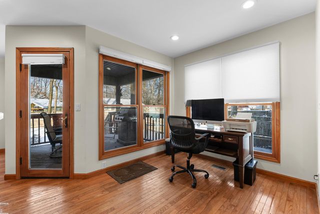 6485 Woodland Road, Whitmore Lake, MI 48189