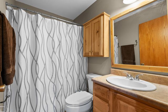 6485 Woodland Road, Whitmore Lake, MI 48189