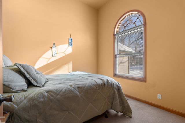 6485 Woodland Road, Whitmore Lake, MI 48189