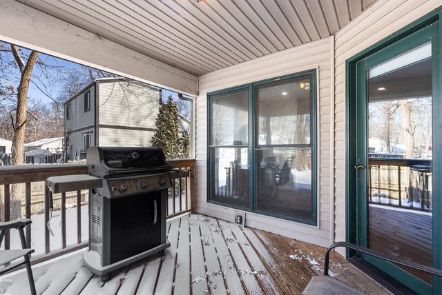 6485 Woodland Road, Whitmore Lake, MI 48189