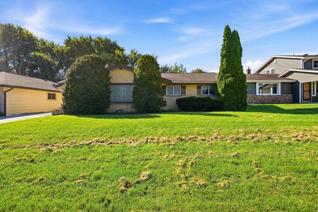 1721 Cedar STREET, South Milwaukee, WI 53172