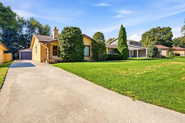1721 Cedar STREET, South Milwaukee, WI 53172