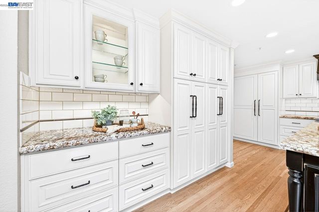 859 Gray Fox Cir, Pleasanton, CA 94566