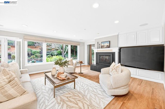 859 Gray Fox Cir, Pleasanton, CA 94566