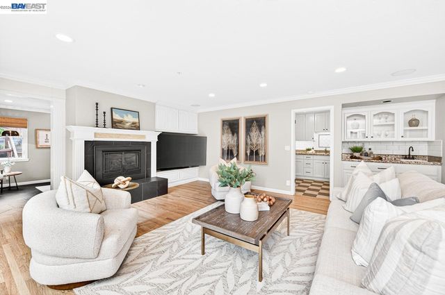 859 Gray Fox Cir, Pleasanton, CA 94566