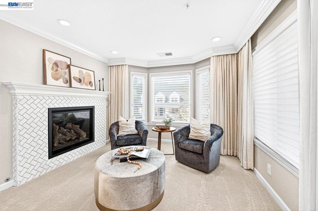 859 Gray Fox Cir, Pleasanton, CA 94566