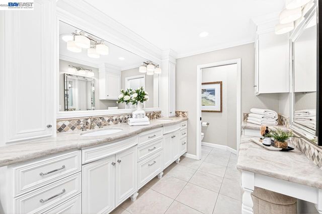 859 Gray Fox Cir, Pleasanton, CA 94566