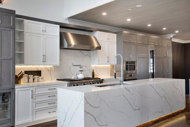 719 E 2nd St PH3, Boston, MA 02127