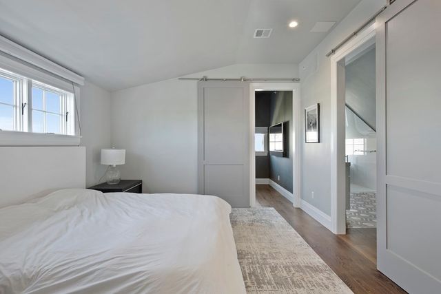 719 E 2nd St PH3, Boston, MA 02127