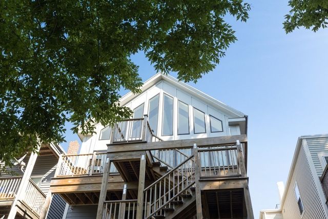 719 E 2nd St PH3, Boston, MA 02127