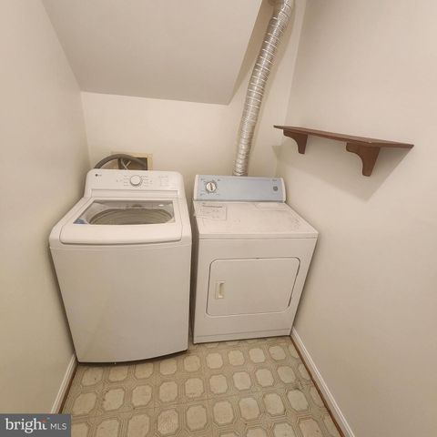 7261 SAINT LUCIA CT, Manassas, VA 20109