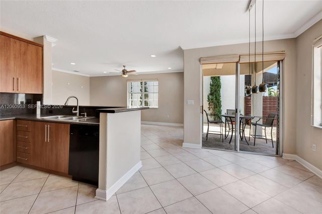 14443 SW 12th Ln, Miami, FL 33184