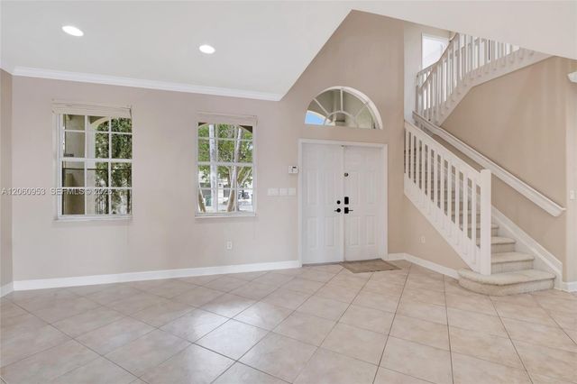 14443 SW 12th Ln, Miami, FL 33184