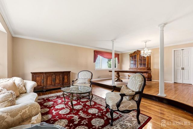 6 new dover Road, East Brunswick, NJ 08816
