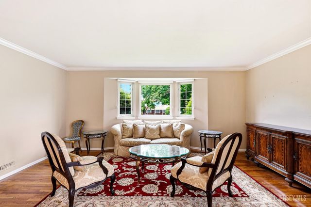 6 new dover Road, East Brunswick, NJ 08816