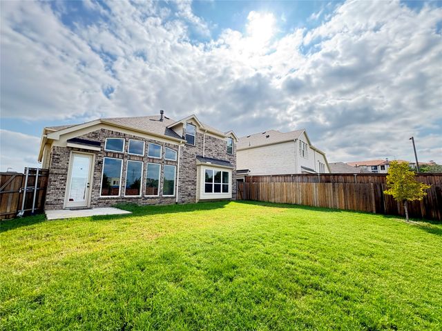 323 Butternut Way, Irving, TX 75063