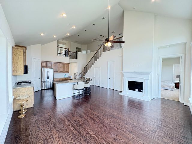 323 Butternut Way, Irving, TX 75063