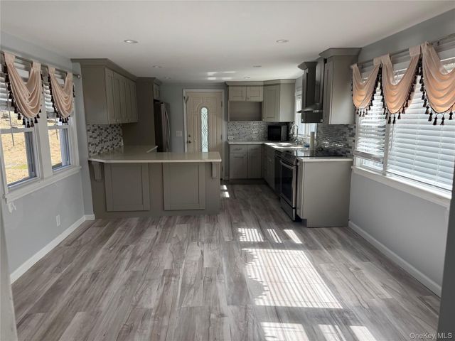 10 Hillside Terrace, Amawalk, NY 10501