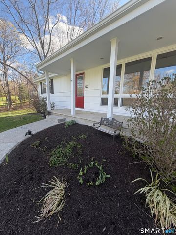 24 Webb Circle, Monroe, CT 06468