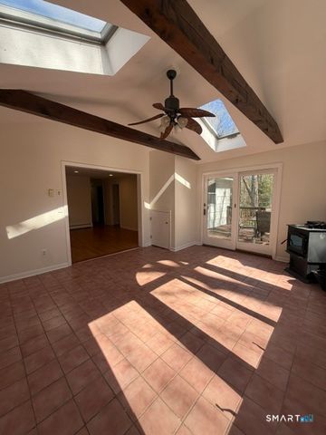 24 Webb Circle, Monroe, CT 06468