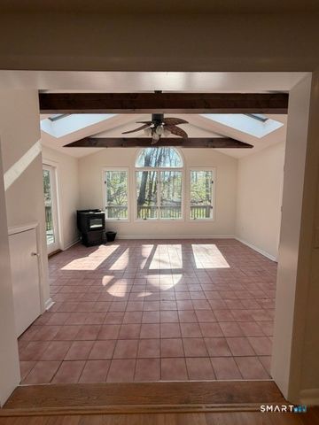 24 Webb Circle, Monroe, CT 06468