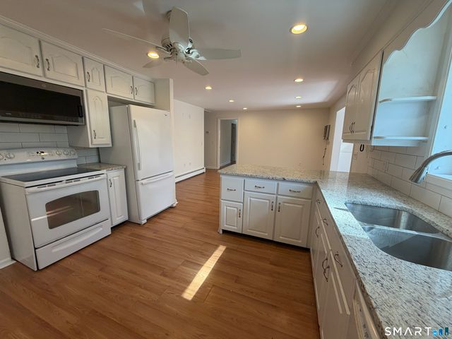 24 Webb Circle, Monroe, CT 06468