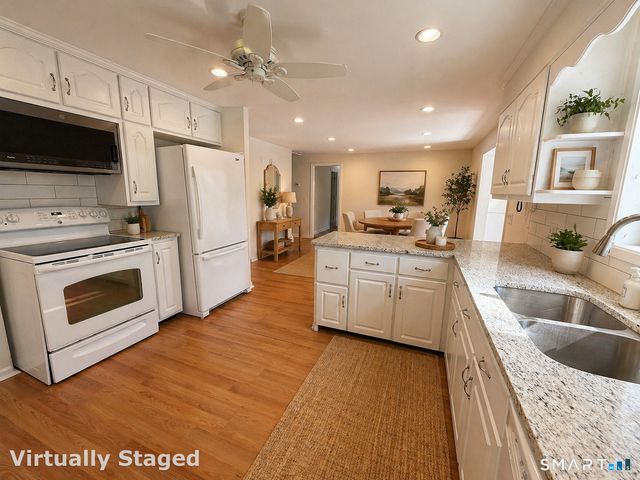 24 Webb Circle, Monroe, CT 06468