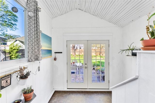 434 Grand Avenue, Pawtucket, RI 02861