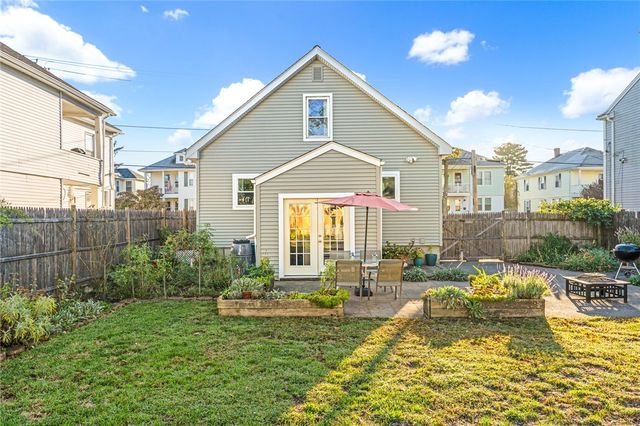 434 Grand Avenue, Pawtucket, RI 02861