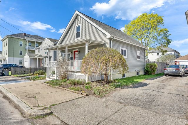 434 Grand Avenue, Pawtucket, RI 02861