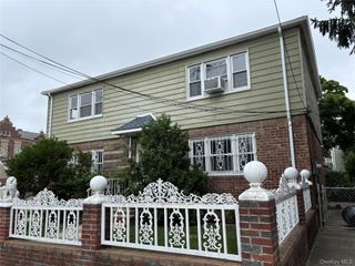 21811 107 Avenue 2, Queens Village, NY 11429