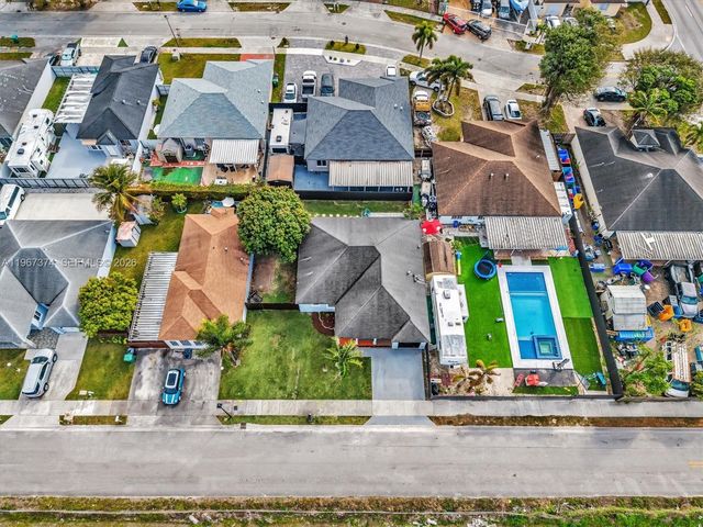 18379 SW 138th Pl, Miami, FL 33177