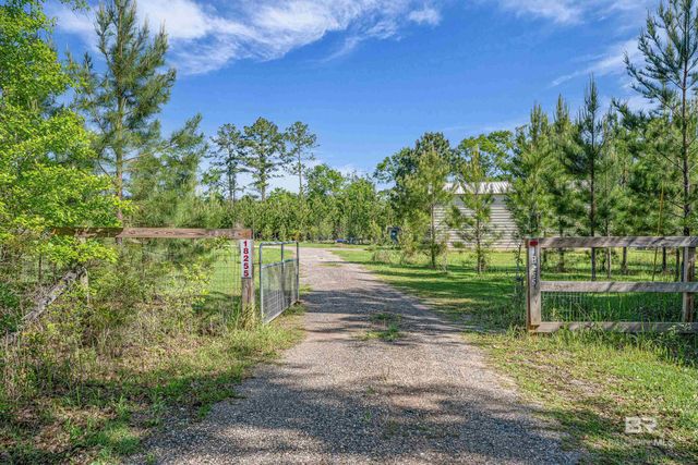 18255 Cactus Court, Elberta, AL 39430