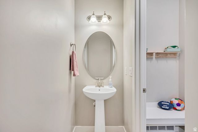 11352 S 1385 W, South Jordan, UT 84095