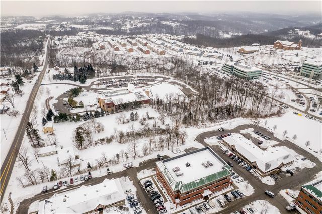 2573 Nicholson Rd, Franklin Park, PA 15143