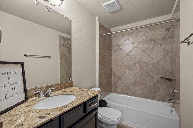 4808 Ladona Court, League City, TX 77573