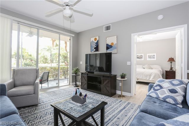 2265 Hidden Lake DR 3503, Naples, FL 34112