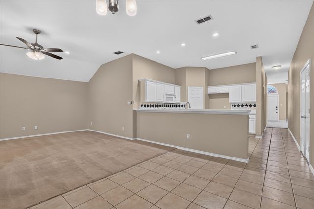 333 Carriage Lane, Saginaw, TX 76179