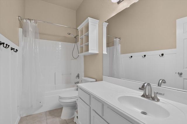 333 Carriage Lane, Saginaw, TX 76179