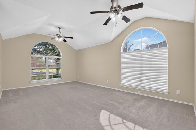 333 Carriage Lane, Saginaw, TX 76179