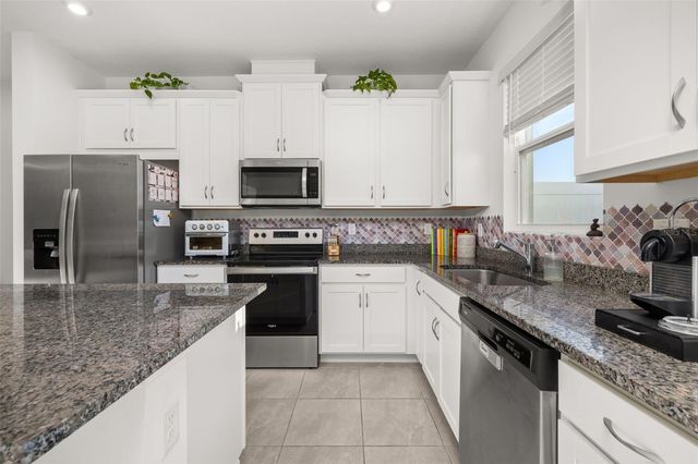 1177 SEASIDE MIST TRAIL, Kissimmee, FL 34747