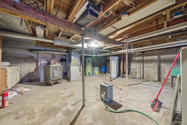 5896 Silver Birch Road, Hadley Township, MI 48462