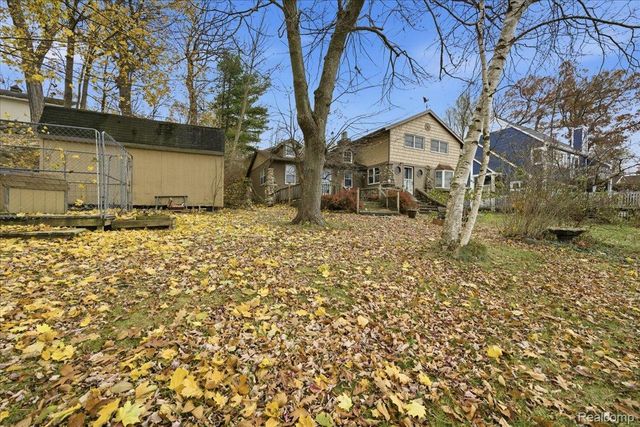 5896 Silver Birch Road, Hadley Township, MI 48462