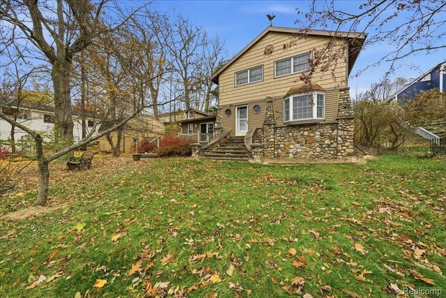 5896 Silver Birch Road, Hadley Township, MI 48462