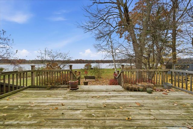 5896 Silver Birch Road, Hadley Township, MI 48462